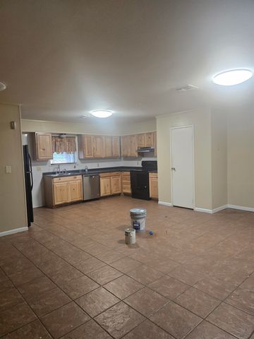 414 S Center St., Longview, TX 75601