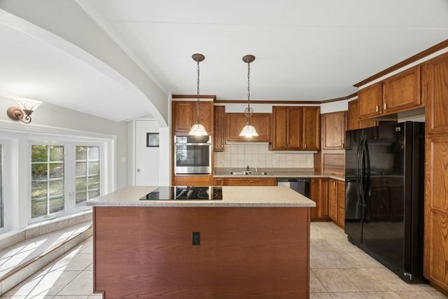 67 Crestwood Drive, Northborough, MA 01532