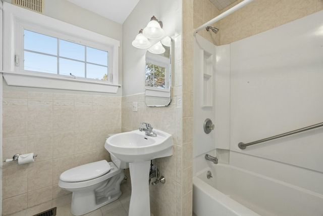 67 Crestwood Drive, Northborough, MA 01532