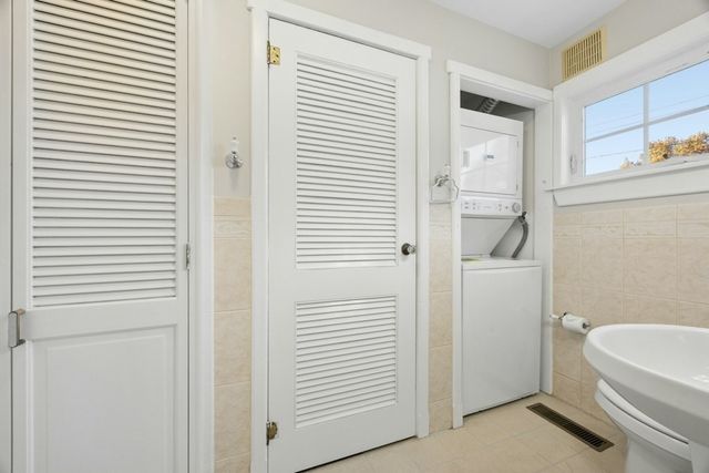 67 Crestwood Drive, Northborough, MA 01532