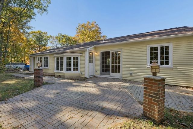 67 Crestwood Drive, Northborough, MA 01532