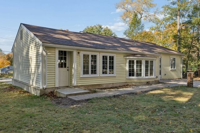 67 Crestwood Drive, Northborough, MA 01532