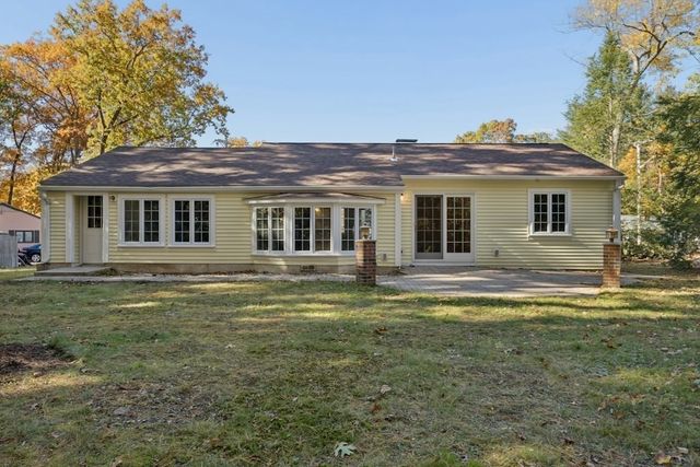 67 Crestwood Drive, Northborough, MA 01532
