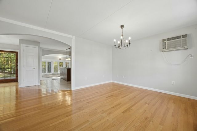67 Crestwood Drive, Northborough, MA 01532