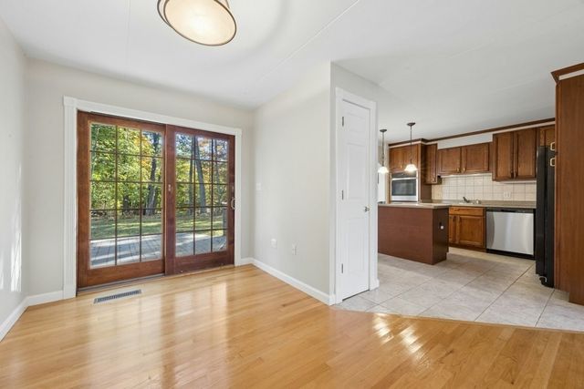 67 Crestwood Drive, Northborough, MA 01532