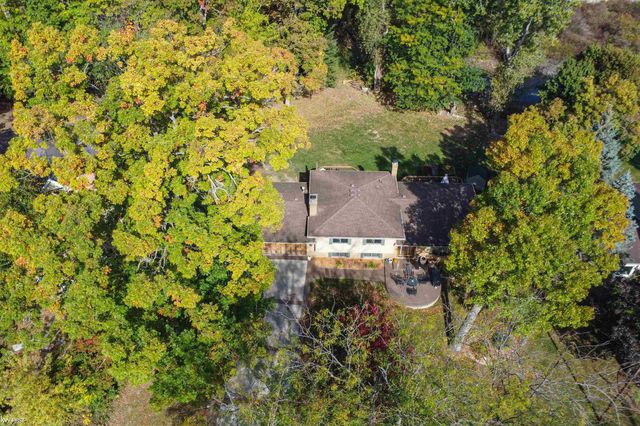 1244 Pomona Court, Fenton Twp, MI 48430