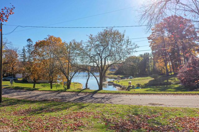 1244 Pomona Court, Fenton Twp, MI 48430