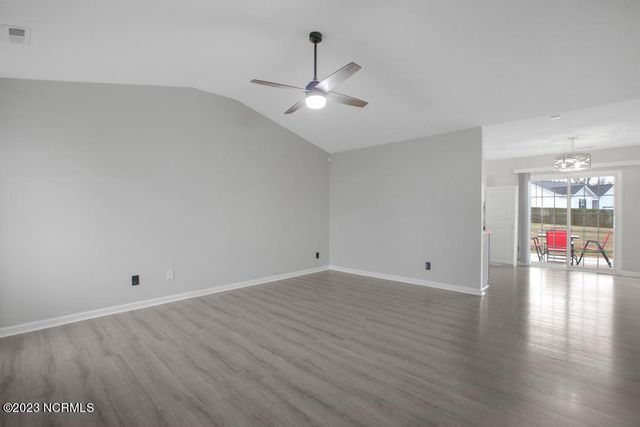 412 Midnight Drive, Richlands, NC 28574