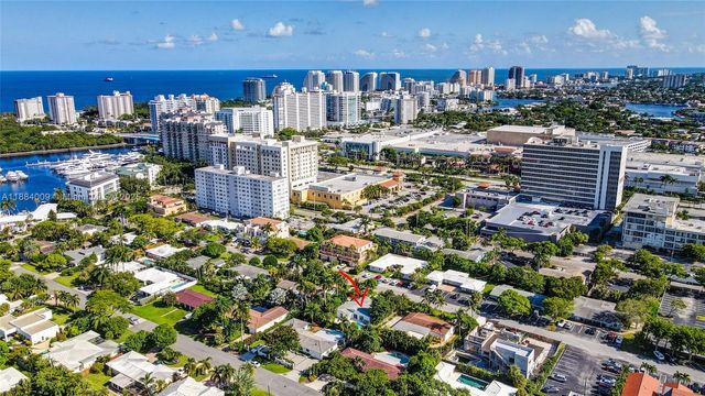 2601 NE 11th Ct, Fort Lauderdale, FL 33304