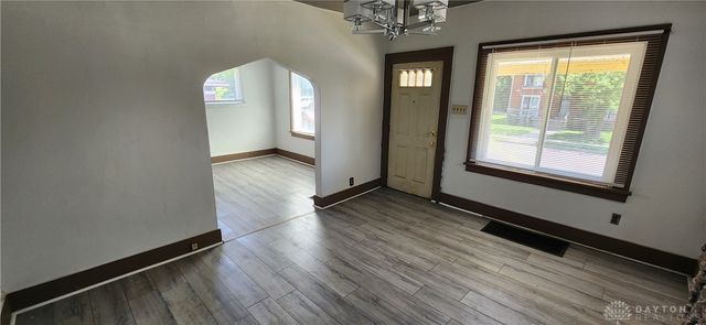 1927 Catalpa Drive, Dayton, OH 45406