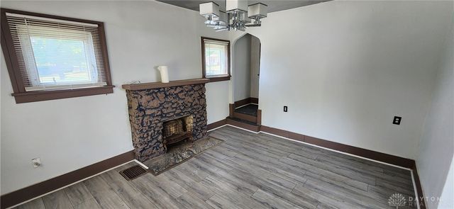 1927 Catalpa Drive, Dayton, OH 45406