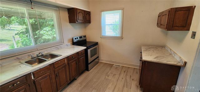 1927 Catalpa Drive, Dayton, OH 45406