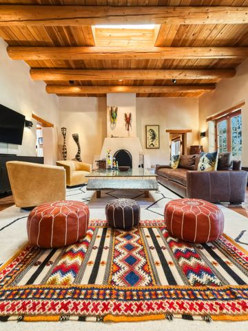 707 Joaquin Lane, Santa Fe, NM 87505