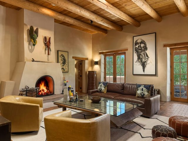 707 Joaquin Lane, Santa Fe, NM 87505