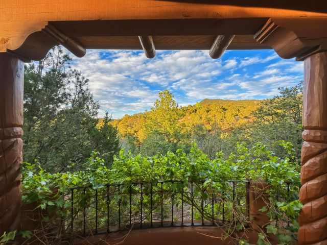 707 Joaquin Lane, Santa Fe, NM 87505