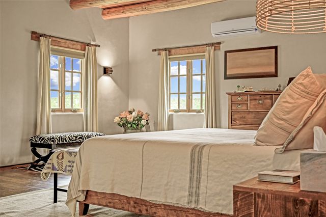 707 Joaquin Lane, Santa Fe, NM 87505