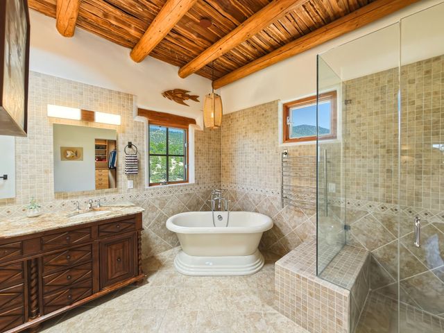 707 Joaquin Lane, Santa Fe, NM 87505