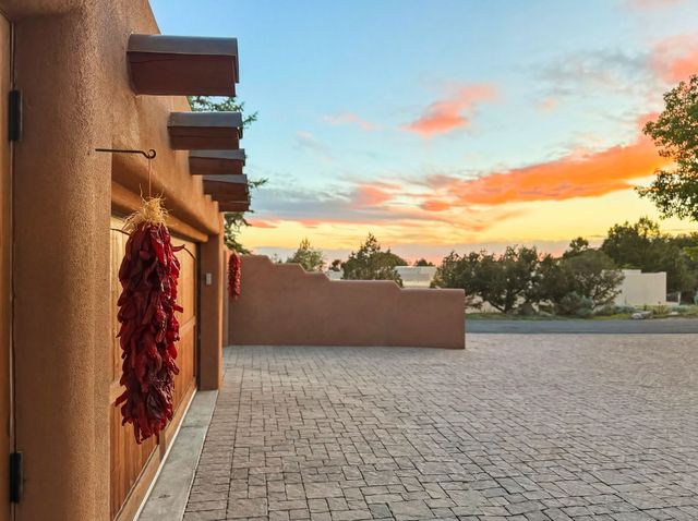 707 Joaquin Lane, Santa Fe, NM 87505