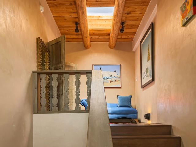 707 Joaquin Lane, Santa Fe, NM 87505