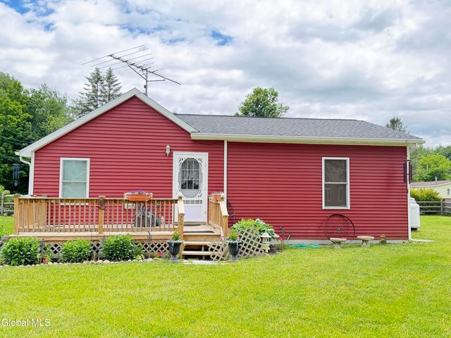 76 Spring Street, Cambridge, NY 12816