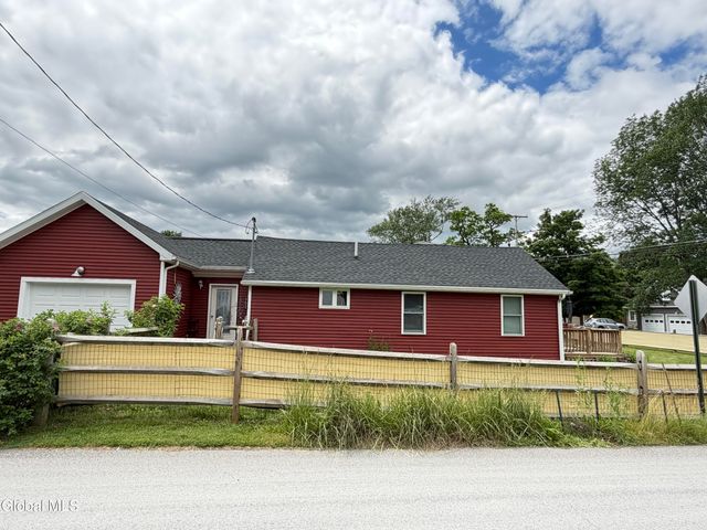 76 Spring Street, Cambridge, NY 12816