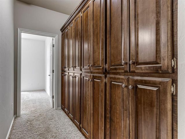 11833 SW 17th Street, Yukon, OK 73099