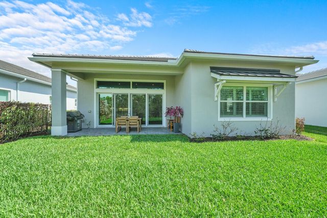 138 SE Palma Street, Port St. Lucie, FL 34984