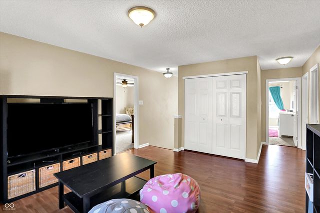 7596 Wheatgrass Lane, Noblesville, IN 46062