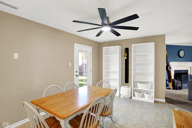 7596 Wheatgrass Lane, Noblesville, IN 46062