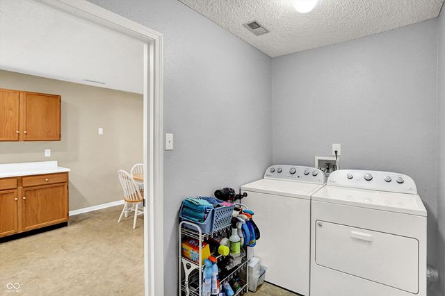 7596 Wheatgrass Lane, Noblesville, IN 46062