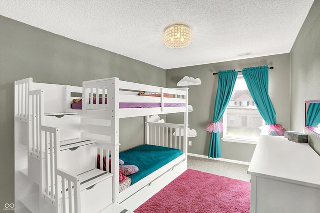 7596 Wheatgrass Lane, Noblesville, IN 46062