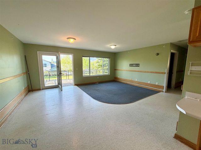 1127 N Cedarview, Bozeman, MT 59715
