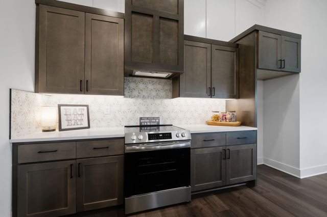 8231 E Summerside Pl, Bel Aire, KS 67226