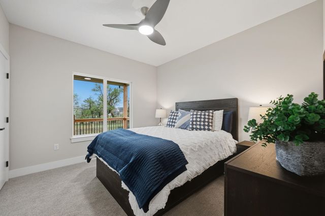 8231 E Summerside Pl, Bel Aire, KS 67226