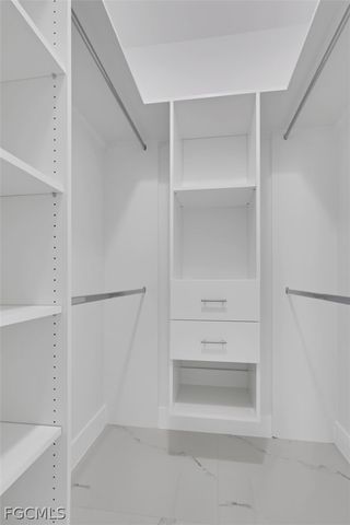 2800 NE 4th PL, Cape Coral, FL 33909