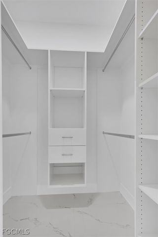 2800 NE 4th PL, Cape Coral, FL 33909