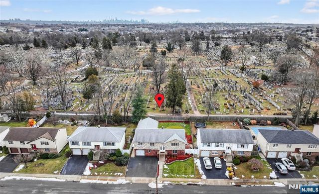 152 Claremont Avenue, Saddle Brook, NJ 07663