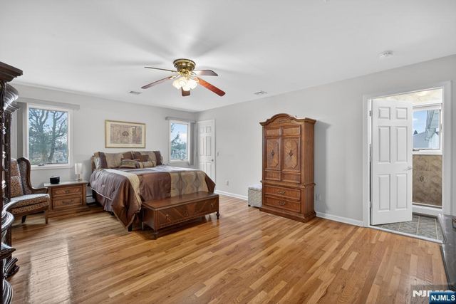 152 Claremont Avenue, Saddle Brook, NJ 07663