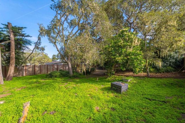 1132 Seaview Avenue, Pacific Grove, CA 93950