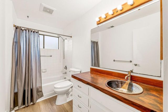 1132 Seaview Avenue, Pacific Grove, CA 93950