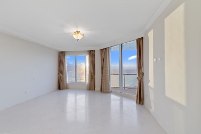 2700 N Ocean Drive 1803 A, Singer Island, FL 33404