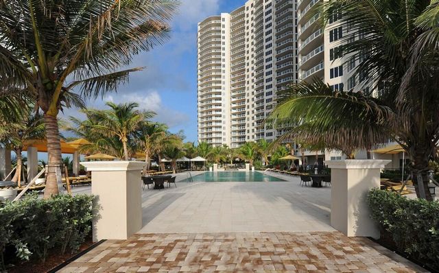 2700 N Ocean Drive 1803 A, Singer Island, FL 33404