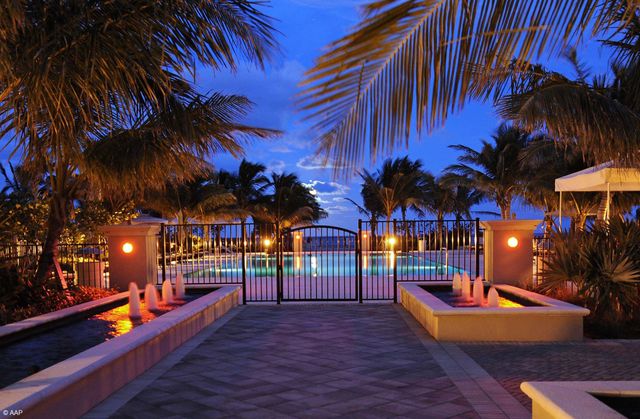 2700 N Ocean Drive 1803 A, Singer Island, FL 33404