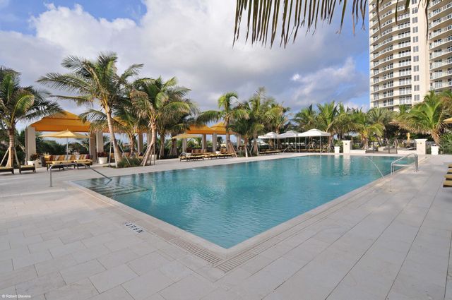 2700 N Ocean Drive 1803 A, Singer Island, FL 33404