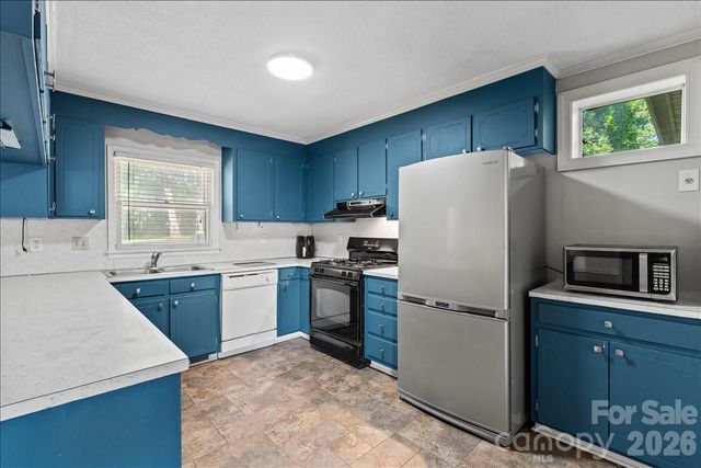 2010 Saratoga Drive 5, Gastonia, NC 28056