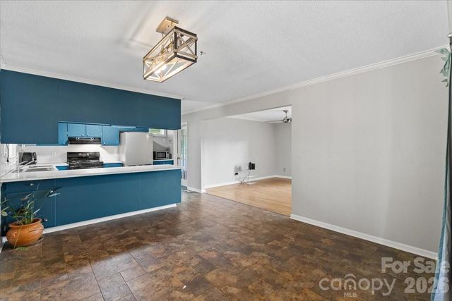 2010 Saratoga Drive 5, Gastonia, NC 28056