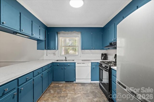 2010 Saratoga Drive 5, Gastonia, NC 28056