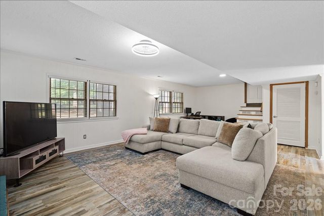 2010 Saratoga Drive 5, Gastonia, NC 28056