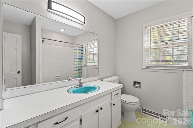 2010 Saratoga Drive 5, Gastonia, NC 28056