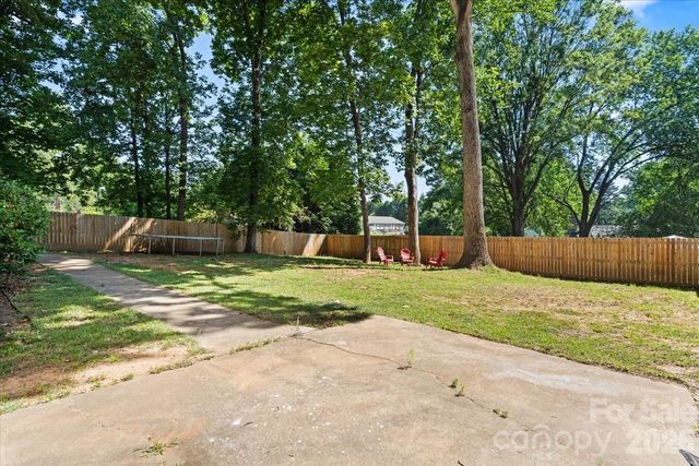 2010 Saratoga Drive 5, Gastonia, NC 28056